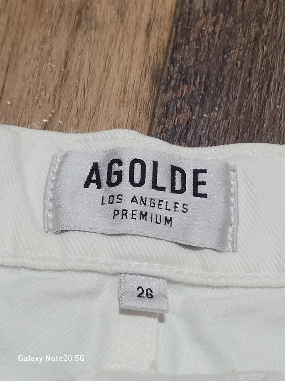 AGOLDE White Distressed Mid Rise Button Fly Denim Shorts Size 26 EUC Inseam 2